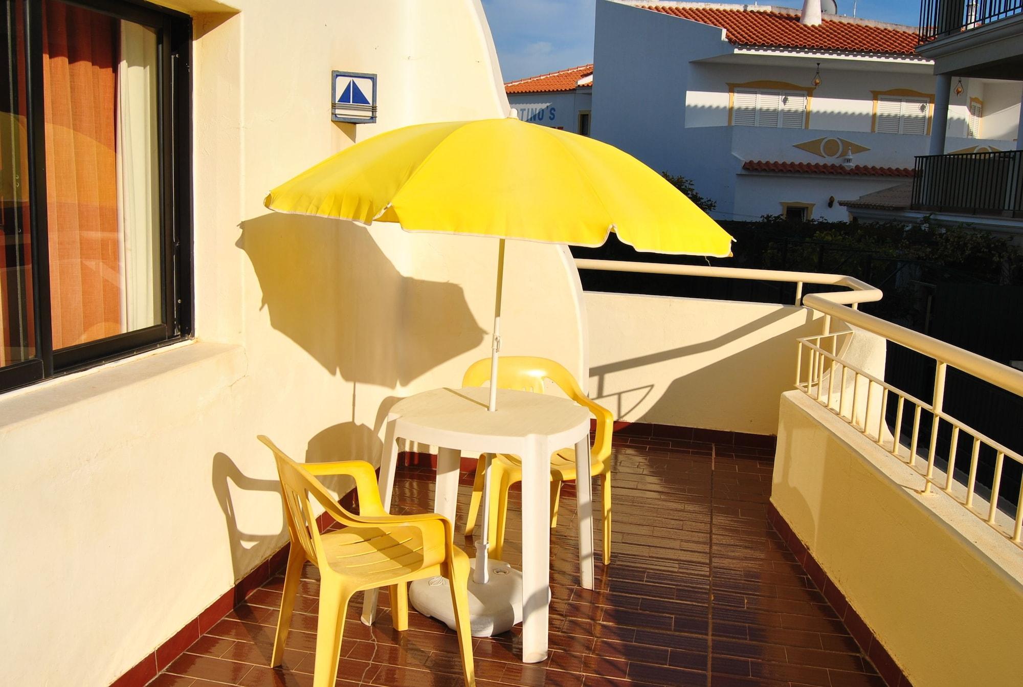 אלבופיירה Apartamentos Olhos Do Mar מראה חיצוני תמונה