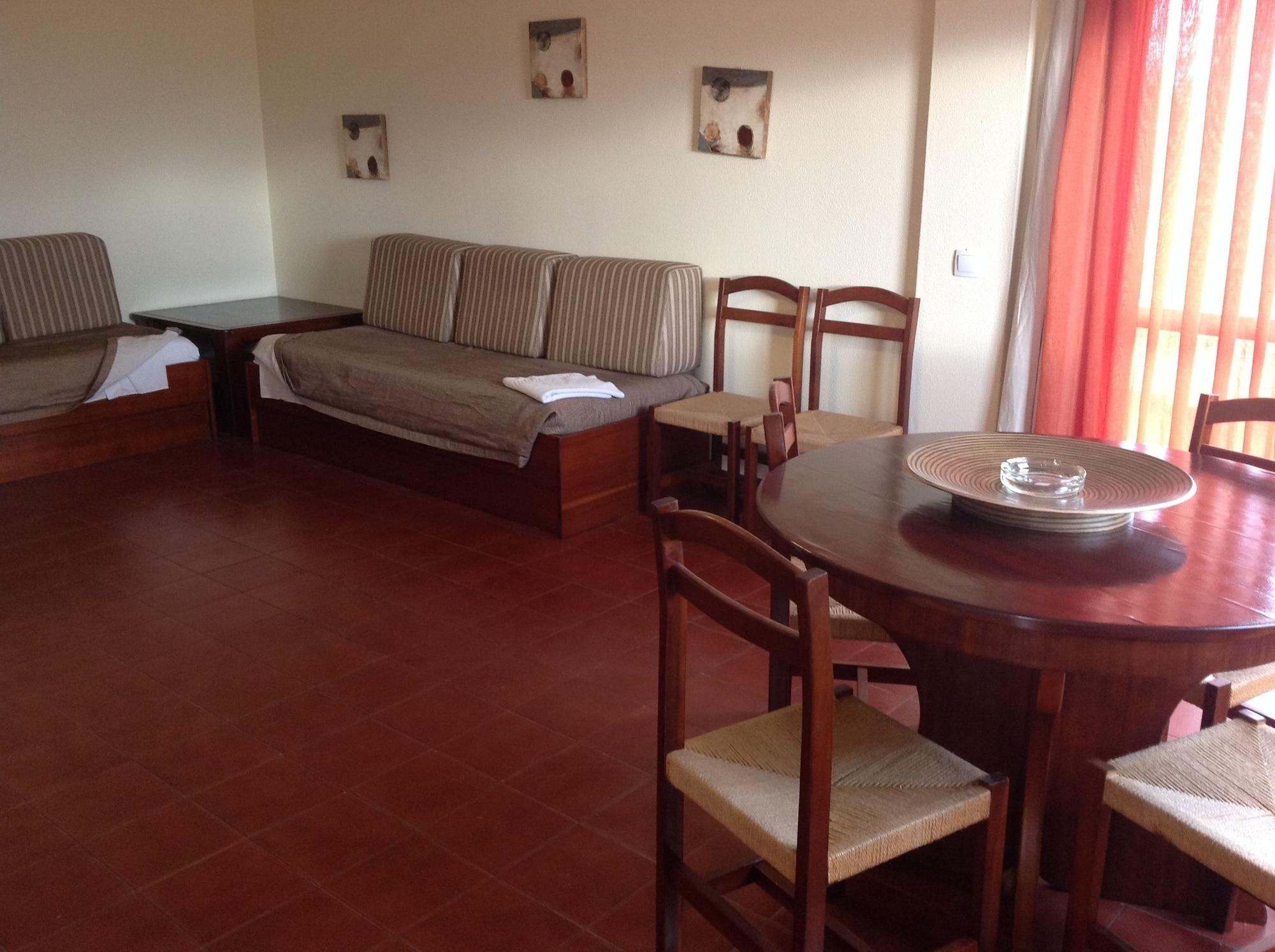 אלבופיירה Apartamentos Olhos Do Mar מראה חיצוני תמונה