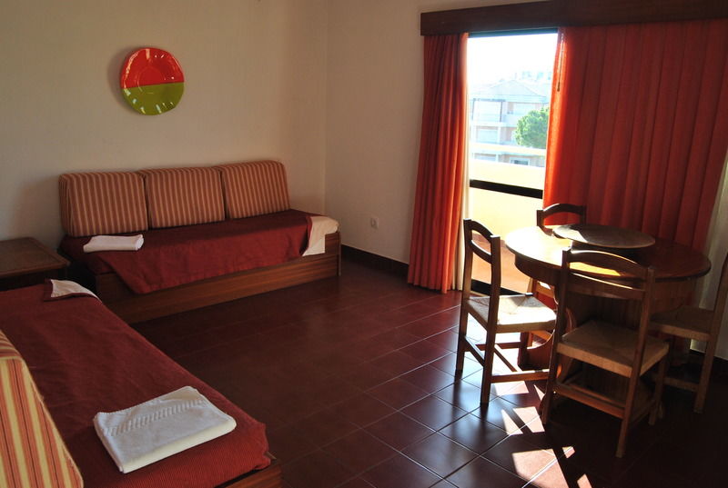 אלבופיירה Apartamentos Olhos Do Mar מראה חיצוני תמונה